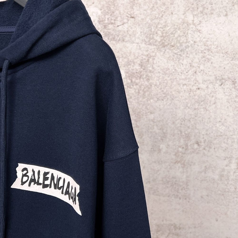 Balenciaga Hoody-003