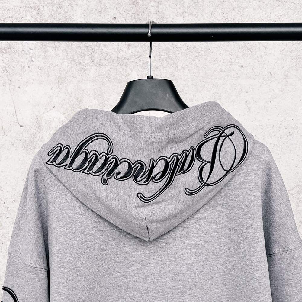 Balenciaga Hoody-010