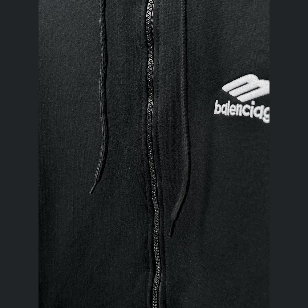 Balenciaga Hoody-015