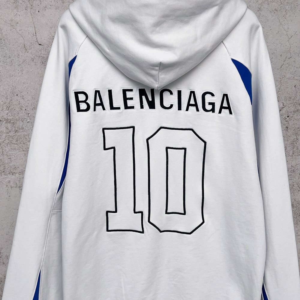 Balenciaga Hoody-016