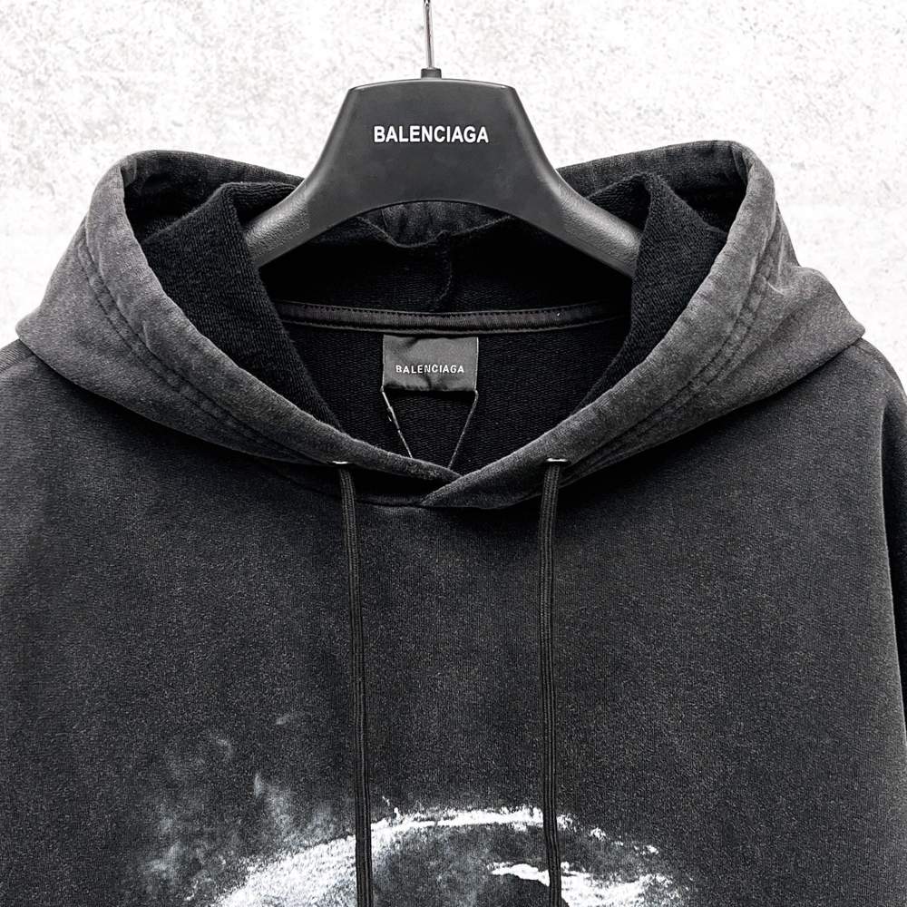 Balenciaga Hoody-026