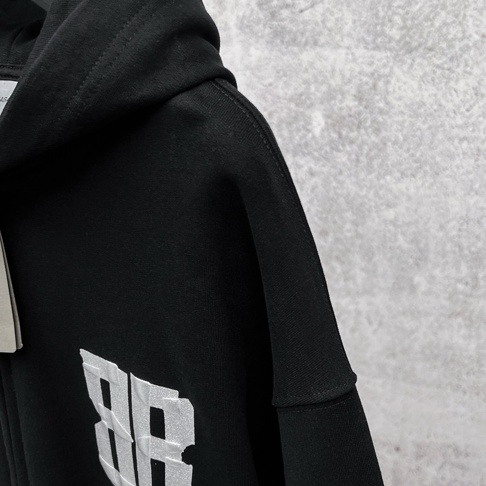 Balenciaga Hoody-027